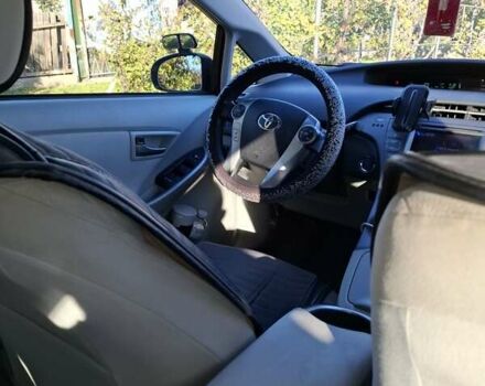 Серый Тойота Приус, объемом двигателя 1.8 л и пробегом 238 тыс. км за 10200 $, фото 11 на Automoto.ua