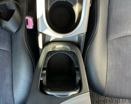 Сірий Тойота Пріус, об'ємом двигуна 1.8 л та пробігом 299 тис. км за 10700 $, фото 14 на Automoto.ua