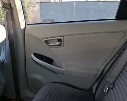 Серый Тойота Приус, объемом двигателя 1.8 л и пробегом 238 тыс. км за 10200 $, фото 7 на Automoto.ua