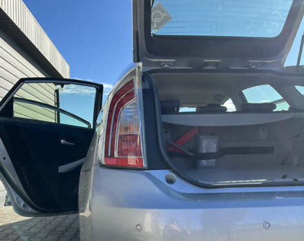 Сірий Тойота Пріус, об'ємом двигуна 1.8 л та пробігом 299 тис. км за 10700 $, фото 6 на Automoto.ua