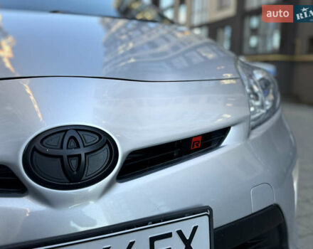 Сірий Тойота Пріус, об'ємом двигуна 1.8 л та пробігом 269 тис. км за 11499 $, фото 8 на Automoto.ua