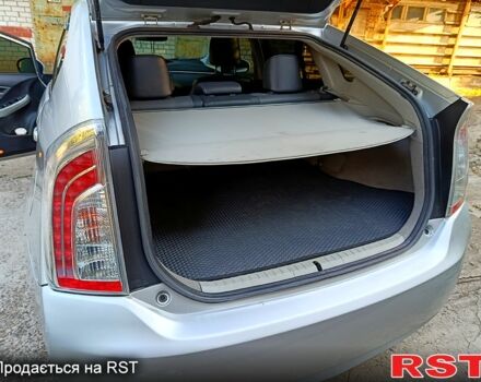 Серый Тойота Приус, объемом двигателя 1.8 л и пробегом 200 тыс. км за 12500 $, фото 11 на Automoto.ua