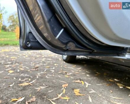 Тойота Приус 2012 в Кропивницком (Кировограде) на Automoto.ua Серый Тойота Приус, объемом двигателя 1.5 л и пробегом 220 тыс. км за 8700 $, фото 14 на Automoto.ua