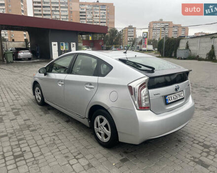 Серый Тойота Приус, объемом двигателя 1.8 л и пробегом 206 тыс. км за 10000 $, фото 6 на Automoto.ua