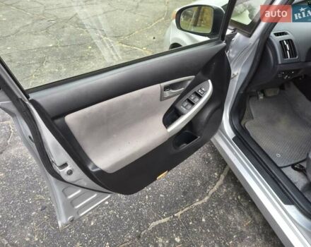 Сірий Тойота Пріус, об'ємом двигуна 1.8 л та пробігом 240 тис. км за 9990 $, фото 9 на Automoto.ua