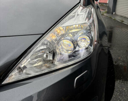 Серый Тойота Приус, объемом двигателя 1.8 л и пробегом 176 тыс. км за 14400 $, фото 6 на Automoto.ua