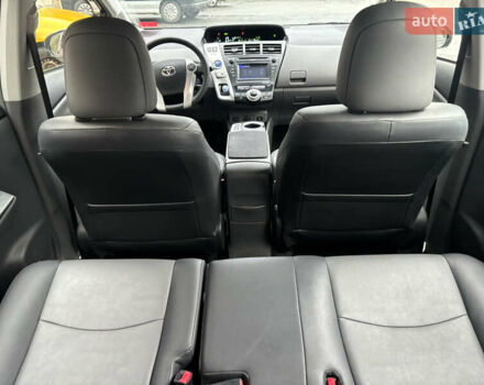 Серый Тойота Приус, объемом двигателя 1.8 л и пробегом 176 тыс. км за 14400 $, фото 15 на Automoto.ua