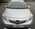 Серый Тойота Приус, объемом двигателя 1.8 л и пробегом 283 тыс. км за 10000 $, фото 1 на Automoto.ua
