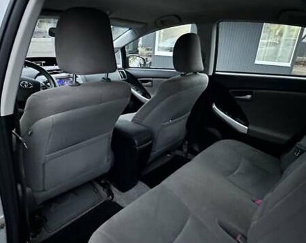 Серый Тойота Приус, объемом двигателя 1.8 л и пробегом 346 тыс. км за 11900 $, фото 3 на Automoto.ua