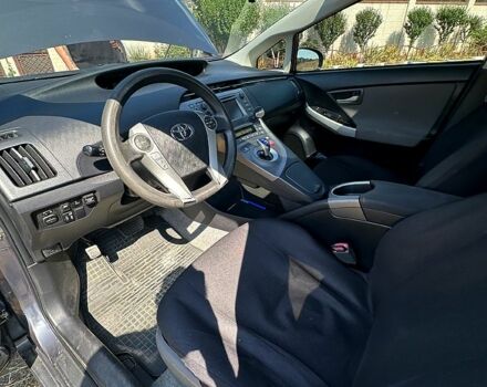 Серый Тойота Приус, объемом двигателя 1.8 л и пробегом 269 тыс. км за 10200 $, фото 6 на Automoto.ua