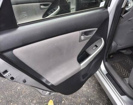 Сірий Тойота Пріус, об'ємом двигуна 1.8 л та пробігом 240 тис. км за 9990 $, фото 7 на Automoto.ua