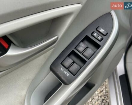 Серый Тойота Приус, объемом двигателя 1.8 л и пробегом 203 тыс. км за 11600 $, фото 12 на Automoto.ua