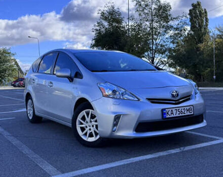 Серый Тойота Приус, объемом двигателя 1.8 л и пробегом 162 тыс. км за 15200 $, фото 2 на Automoto.ua