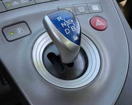 Сірий Тойота Пріус, об'ємом двигуна 1.8 л та пробігом 87 тис. км за 10800 $, фото 10 на Automoto.ua