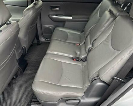 Серый Тойота Приус, объемом двигателя 1.8 л и пробегом 283 тыс. км за 11500 $, фото 10 на Automoto.ua