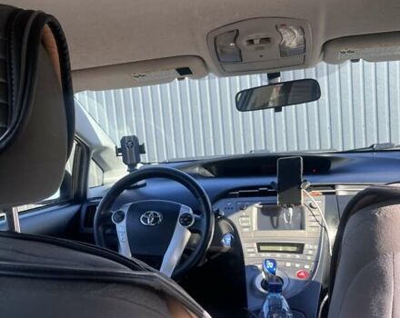 Сірий Тойота Пріус, об'ємом двигуна 1.8 л та пробігом 253 тис. км за 11000 $, фото 6 на Automoto.ua