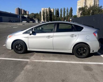 Сірий Тойота Пріус, об'ємом двигуна 1.8 л та пробігом 253 тис. км за 11000 $, фото 2 на Automoto.ua