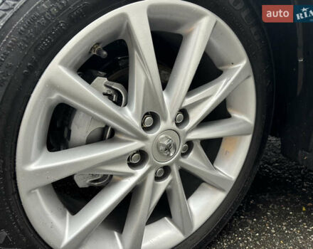 Серый Тойота Приус, объемом двигателя 1.8 л и пробегом 176 тыс. км за 14400 $, фото 5 на Automoto.ua