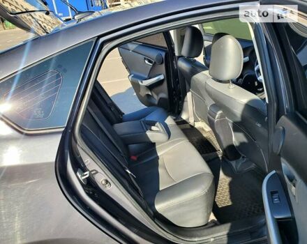 Серый Тойота Приус, объемом двигателя 1.8 л и пробегом 288 тыс. км за 11999 $, фото 11 на Automoto.ua