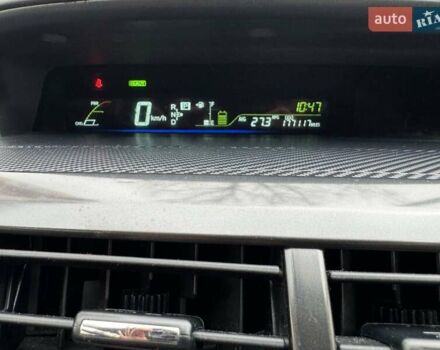 Серый Тойота Приус, объемом двигателя 1.8 л и пробегом 283 тыс. км за 11500 $, фото 14 на Automoto.ua