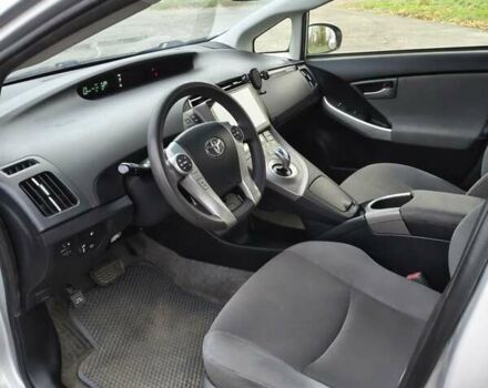 Сірий Тойота Пріус, об'ємом двигуна 1.8 л та пробігом 240 тис. км за 9990 $, фото 3 на Automoto.ua