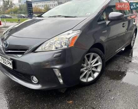 Серый Тойота Приус, объемом двигателя 1.8 л и пробегом 176 тыс. км за 14400 $, фото 1 на Automoto.ua