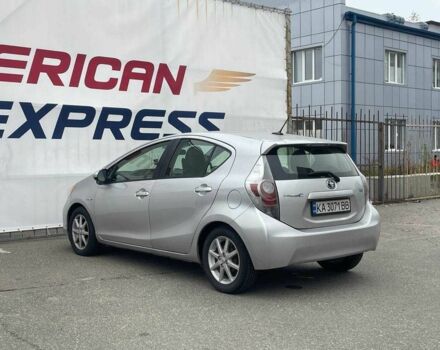 Серый Тойота Приус, объемом двигателя 1.5 л и пробегом 270 тыс. км за 8400 $, фото 12 на Automoto.ua