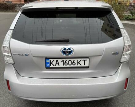 Серый Тойота Приус, объемом двигателя 1.8 л и пробегом 283 тыс. км за 11500 $, фото 1 на Automoto.ua