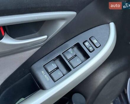 Серый Тойота Приус, объемом двигателя 1.8 л и пробегом 186 тыс. км за 11490 $, фото 11 на Automoto.ua