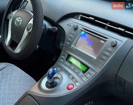 Серый Тойота Приус, объемом двигателя 1.8 л и пробегом 186 тыс. км за 11490 $, фото 16 на Automoto.ua