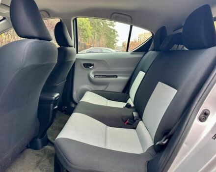 Сірий Тойота Пріус, об'ємом двигуна 1.5 л та пробігом 225 тис. км за 11799 $, фото 12 на Automoto.ua