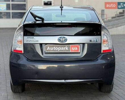 Серый Тойота Приус, объемом двигателя 1.8 л и пробегом 186 тыс. км за 11490 $, фото 7 на Automoto.ua