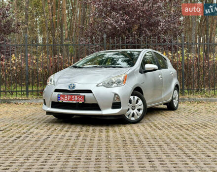 Серый Тойота Приус, объемом двигателя 1.5 л и пробегом 228 тыс. км за 12490 $, фото 58 на Automoto.ua