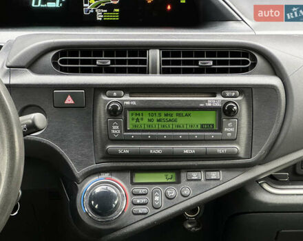 Серый Тойота Приус, объемом двигателя 1.5 л и пробегом 228 тыс. км за 12490 $, фото 42 на Automoto.ua