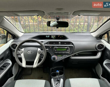 Серый Тойота Приус, объемом двигателя 1.5 л и пробегом 228 тыс. км за 12490 $, фото 40 на Automoto.ua