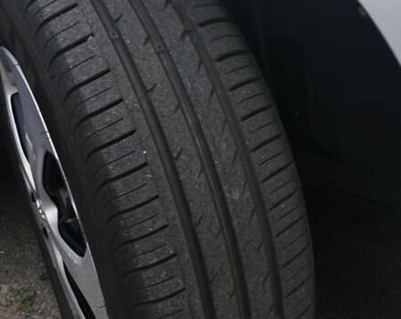 Серый Тойота Приус, объемом двигателя 1.8 л и пробегом 290 тыс. км за 11900 $, фото 11 на Automoto.ua