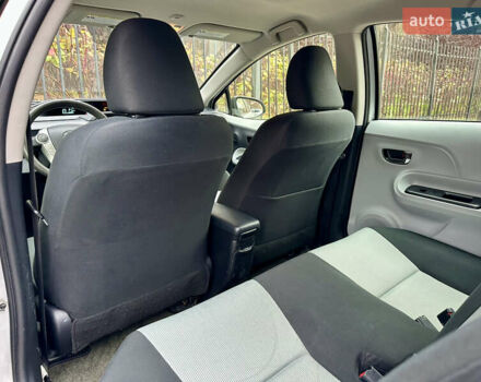 Серый Тойота Приус, объемом двигателя 1.5 л и пробегом 228 тыс. км за 12490 $, фото 29 на Automoto.ua