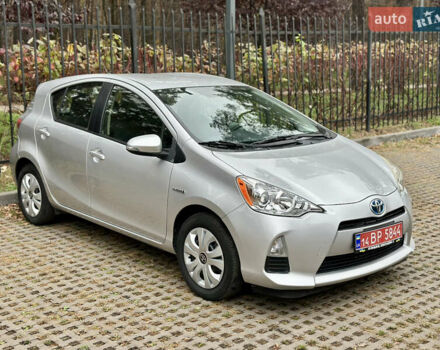 Серый Тойота Приус, объемом двигателя 1.5 л и пробегом 228 тыс. км за 12490 $, фото 53 на Automoto.ua