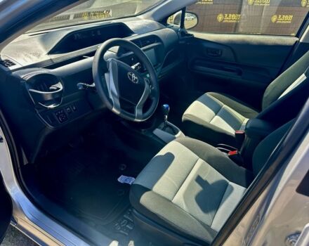 Серый Тойота Приус, объемом двигателя 0.15 л и пробегом 89 тыс. км за 9800 $, фото 3 на Automoto.ua