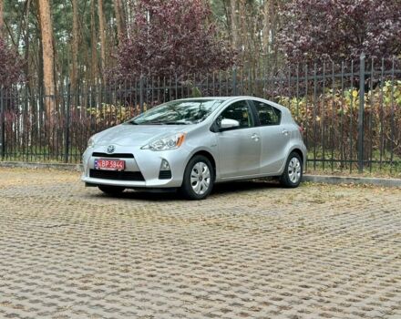 Сірий Тойота Пріус, об'ємом двигуна 1.5 л та пробігом 225 тис. км за 11799 $, фото 4 на Automoto.ua