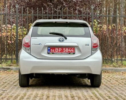 Сірий Тойота Пріус, об'ємом двигуна 1.5 л та пробігом 225 тис. км за 11799 $, фото 7 на Automoto.ua