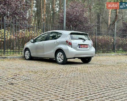 Серый Тойота Приус, объемом двигателя 1.5 л и пробегом 228 тыс. км за 12490 $, фото 12 на Automoto.ua