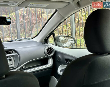 Серый Тойота Приус, объемом двигателя 1.5 л и пробегом 228 тыс. км за 12490 $, фото 39 на Automoto.ua