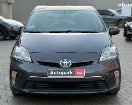 Тойота Приус 2014 в Одессе на Automoto.ua Серый Тойота Приус, объемом двигателя 1.8 л и пробегом 186 тыс. км за 11490 $, фото 1 на Automoto.ua