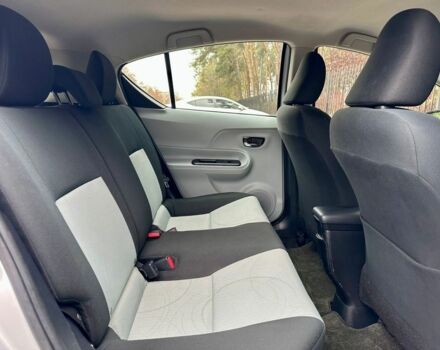 Сірий Тойота Пріус, об'ємом двигуна 1.5 л та пробігом 225 тис. км за 11799 $, фото 15 на Automoto.ua