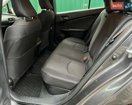 Серый Тойота Приус, объемом двигателя 1.8 л и пробегом 198 тыс. км за 13900 $, фото 5 на Automoto.ua