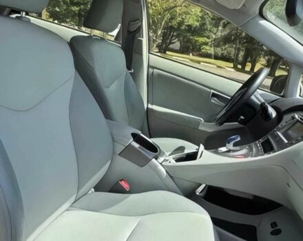 Сірий Тойота Пріус, об'ємом двигуна 1.8 л та пробігом 75 тис. км за 6100 $, фото 8 на Automoto.ua