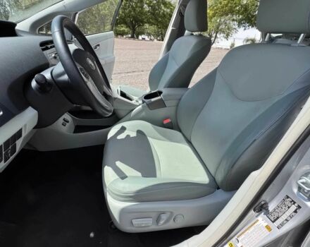 Сірий Тойота Пріус, об'ємом двигуна 1.8 л та пробігом 75 тис. км за 6100 $, фото 9 на Automoto.ua