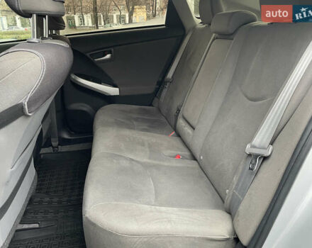 Серый Тойота Приус, объемом двигателя 1.8 л и пробегом 116 тыс. км за 12500 $, фото 11 на Automoto.ua