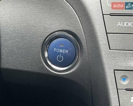 Серый Тойота Приус, объемом двигателя 1.8 л и пробегом 116 тыс. км за 12500 $, фото 20 на Automoto.ua